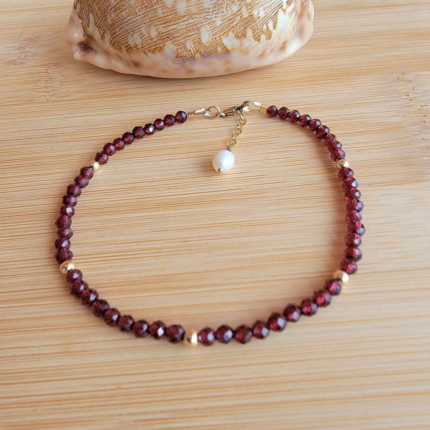 Garnet Anklet Genuine Gemstone Crystal Beaded Dainty Anklet with Pearl Boho Jewelry Minimalist Tiny January Birthstone