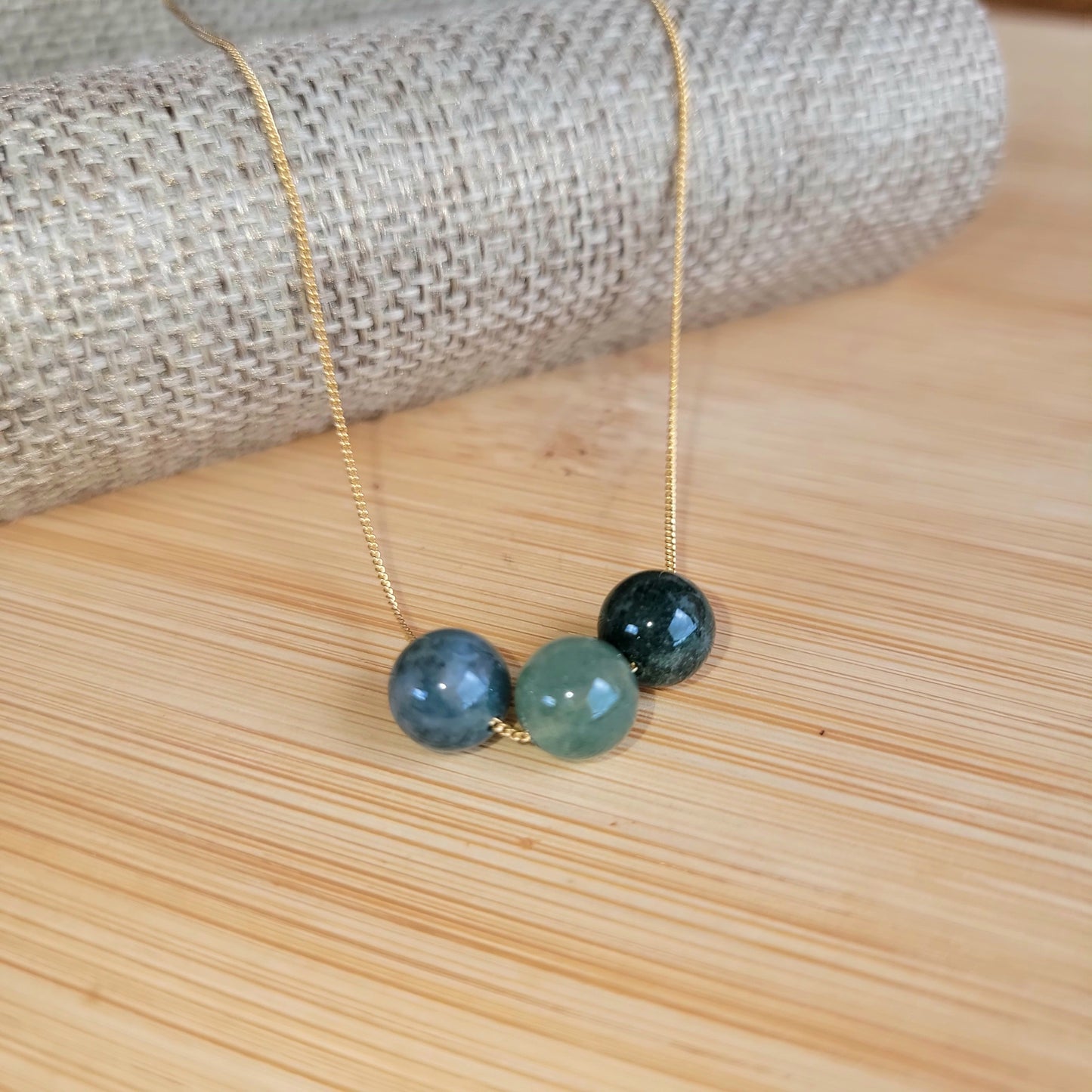 Green Moss Agate Floating Necklace 3 Stone Crystal Gemstone Minimalist Jewelry Handmade Simple
