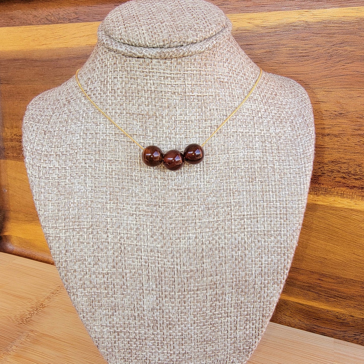Red Agate Floating Necklace 3 Stone Crystal Gemstone Minimalist Jewelry Handmade Simple