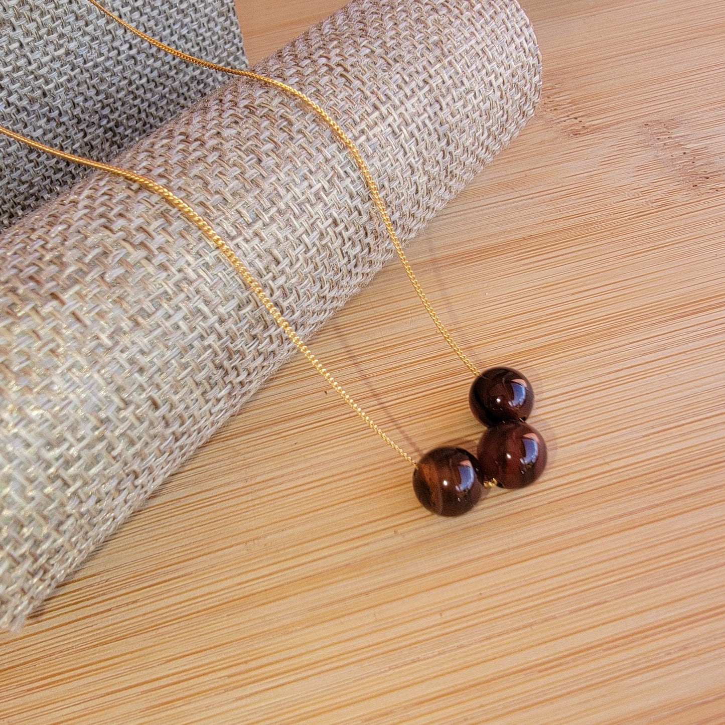 Red Agate Floating Necklace 3 Stone Crystal Gemstone Minimalist Jewelry Handmade Simple