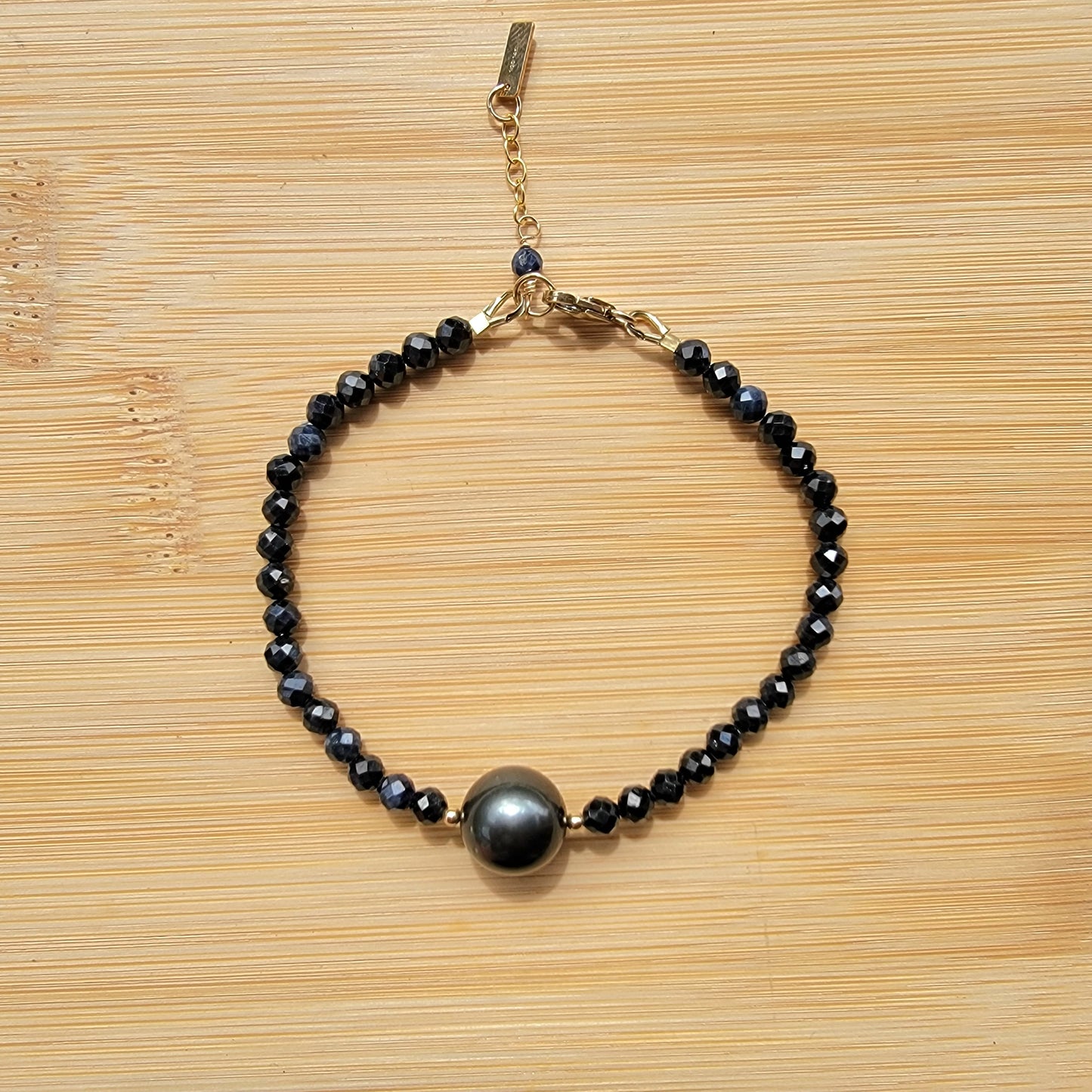 Tahitian Pearl Bracelet with genuine real sapphire gemstones crystals, black south sea pearl