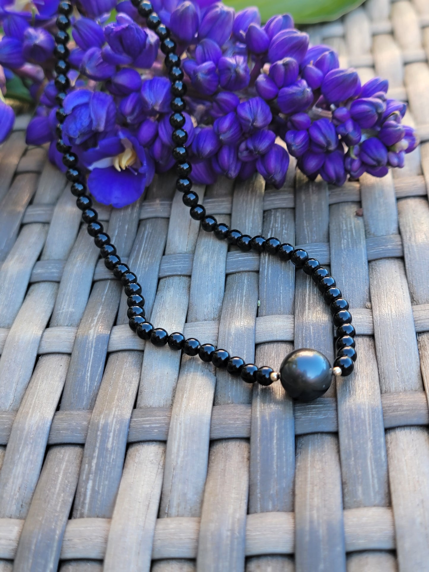 Tahitian Pearl Necklace Choker with genuine real black onyx gemstone crystals, black south sea pearl