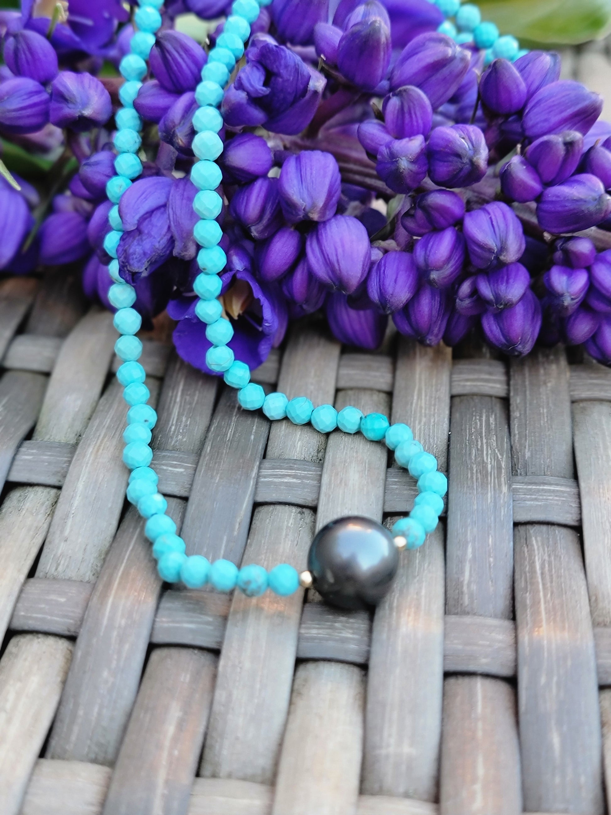 Tahitian Pearl Necklace Choker with genuine turquoise gemstone crystals, black south sea pearl