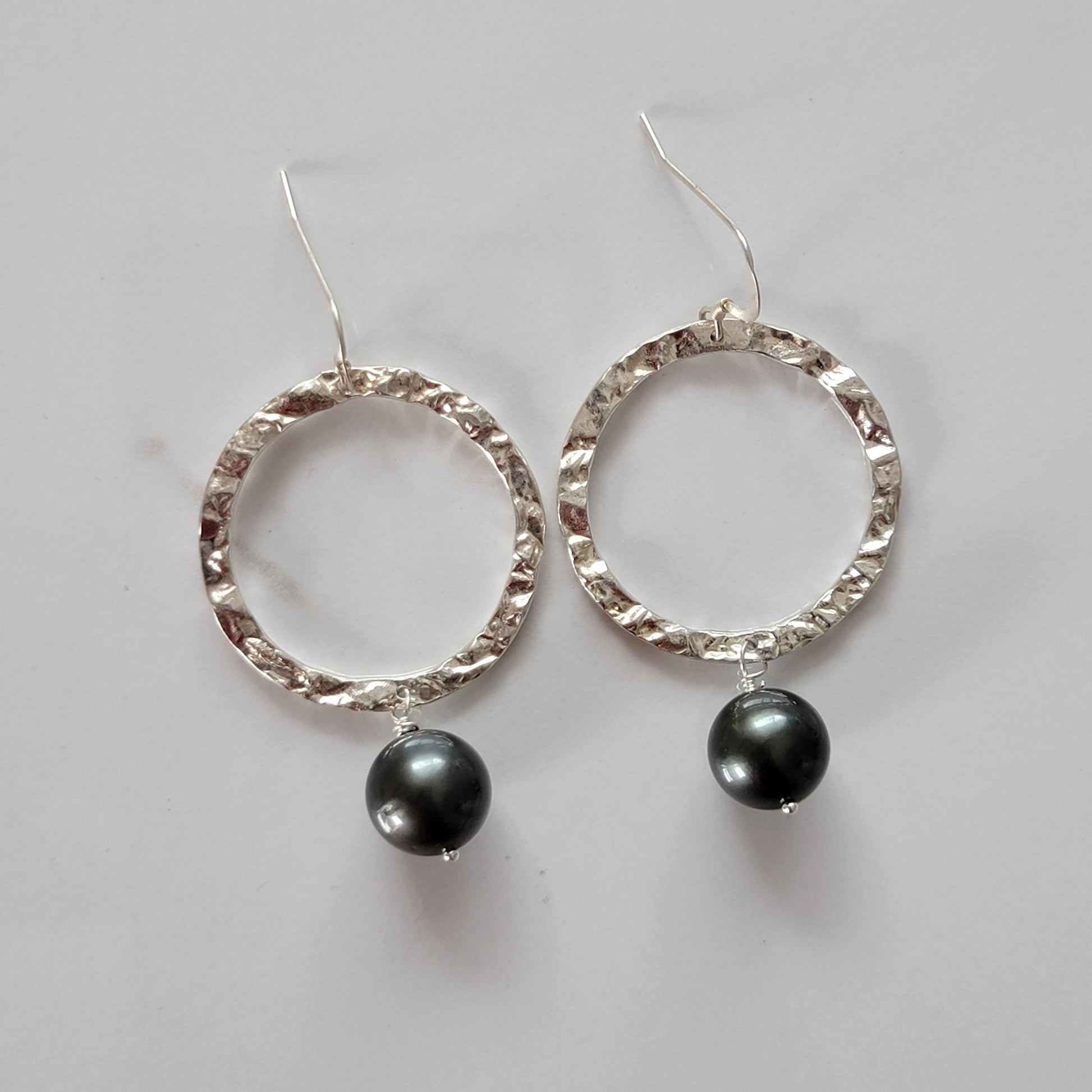 Tahitian Black Pearl Earrings Dangle